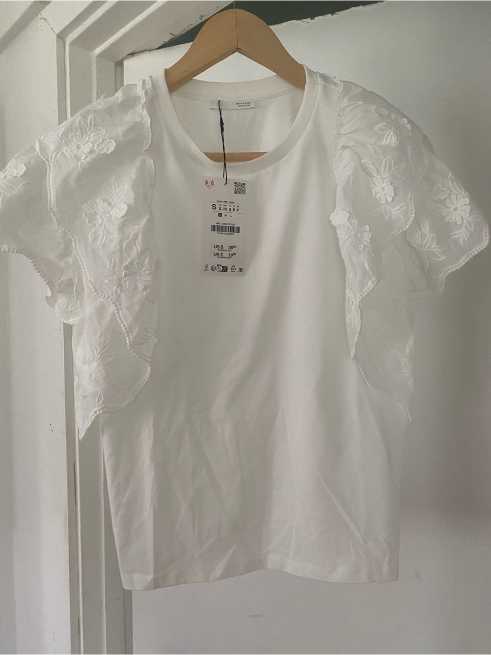 Zara White Embroidered Flutter Sleeve Tee